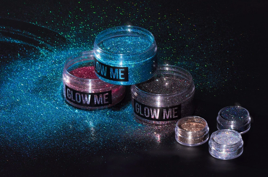 Glowing gel. Glow me. Бренд Glow me. Блестки универсальные. Вайлдберриз Glow me.