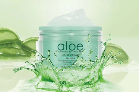 Как косметика с алоэ поможет при прыщах и во время холода? И почему она полезна не только после загара?